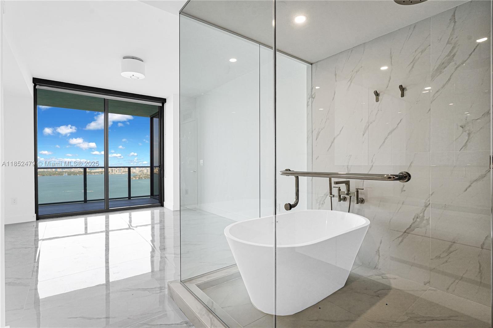 image Aria Reserve Miami10