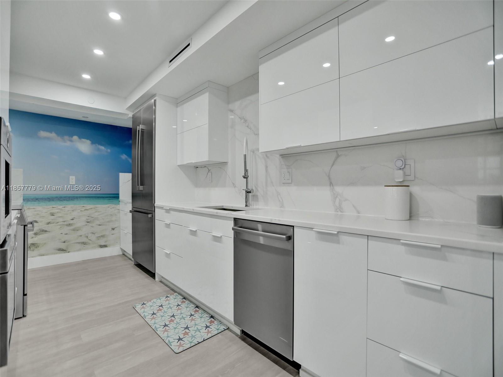 1155 Hillsboro Mile #202 Hillsboro Beach, FL 33062