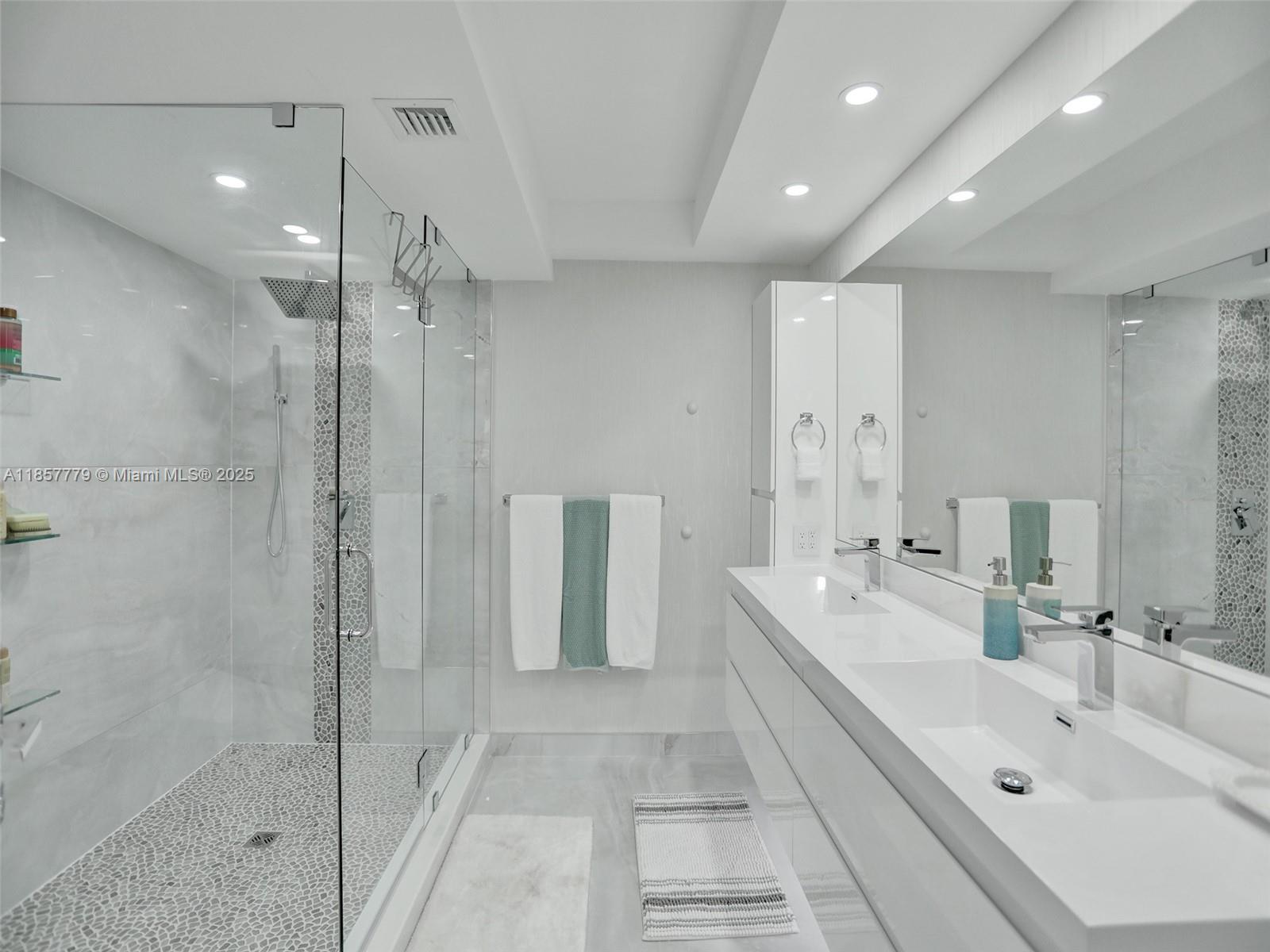 1155 Hillsboro Mile #202 Hillsboro Beach, FL 33062