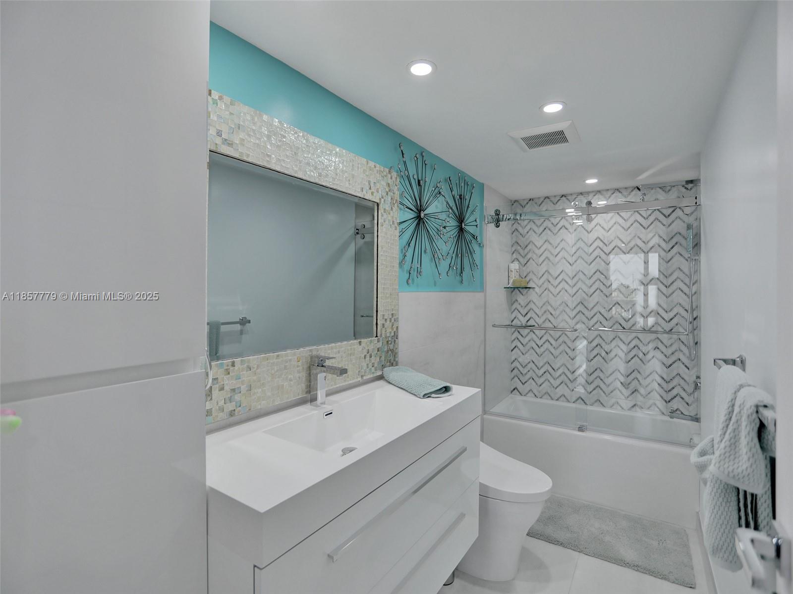 1155 Hillsboro Mile #202 Hillsboro Beach, FL 33062