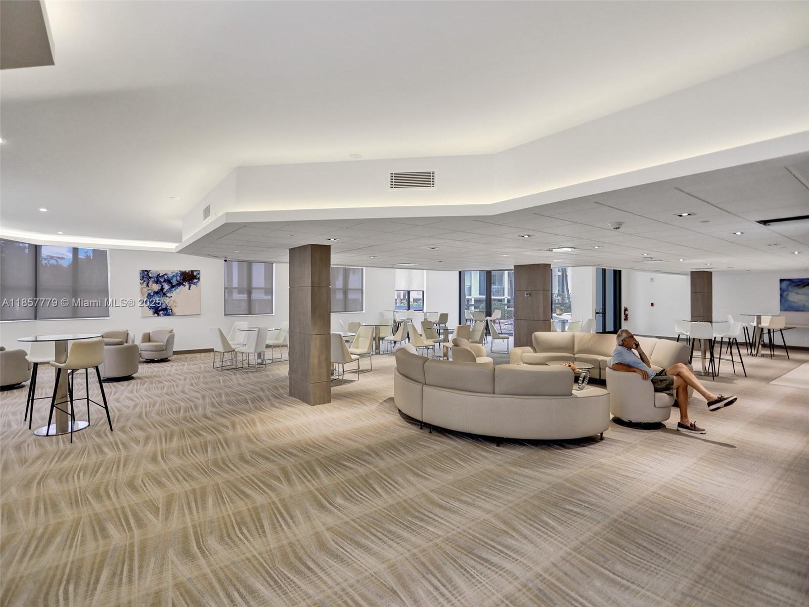 1155 Hillsboro Mile #202 Hillsboro Beach, FL 33062