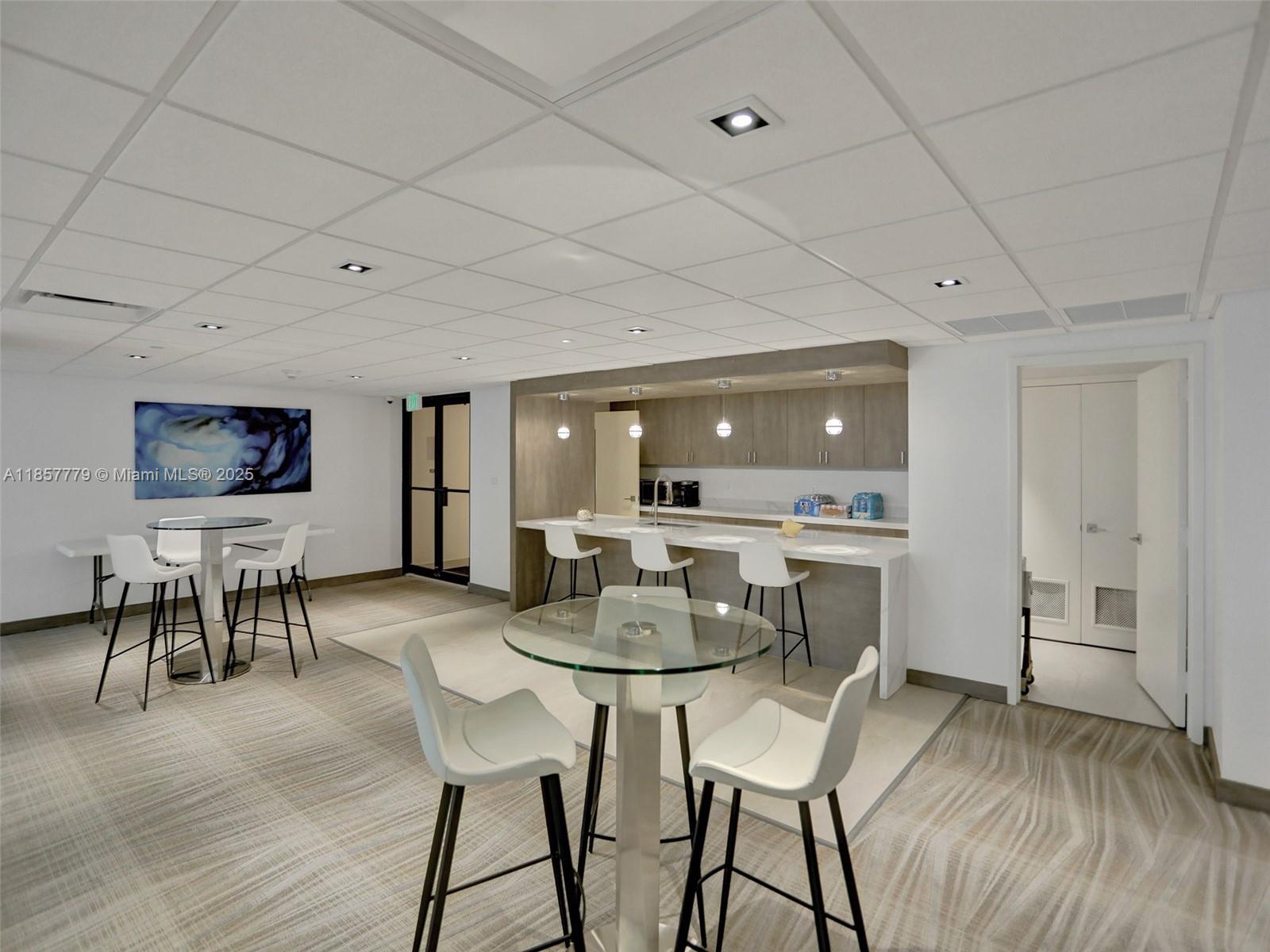 1155 Hillsboro Mile #202 Hillsboro Beach, FL 33062