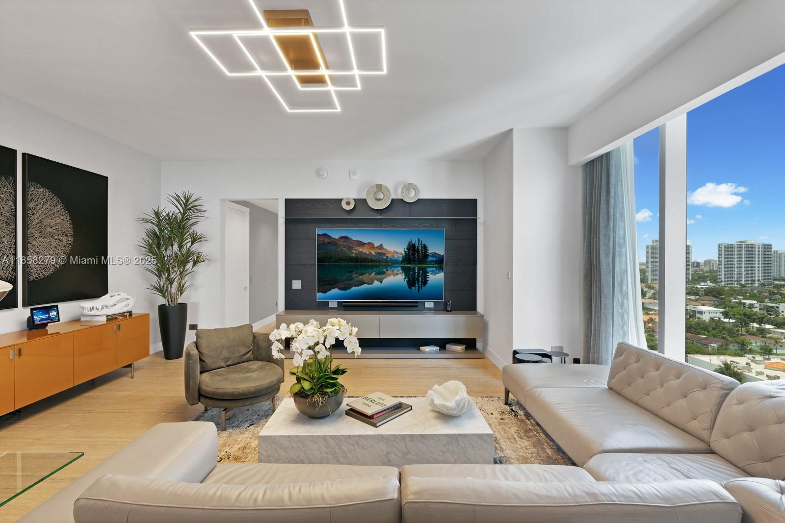 image Turnberry Ocean Club15