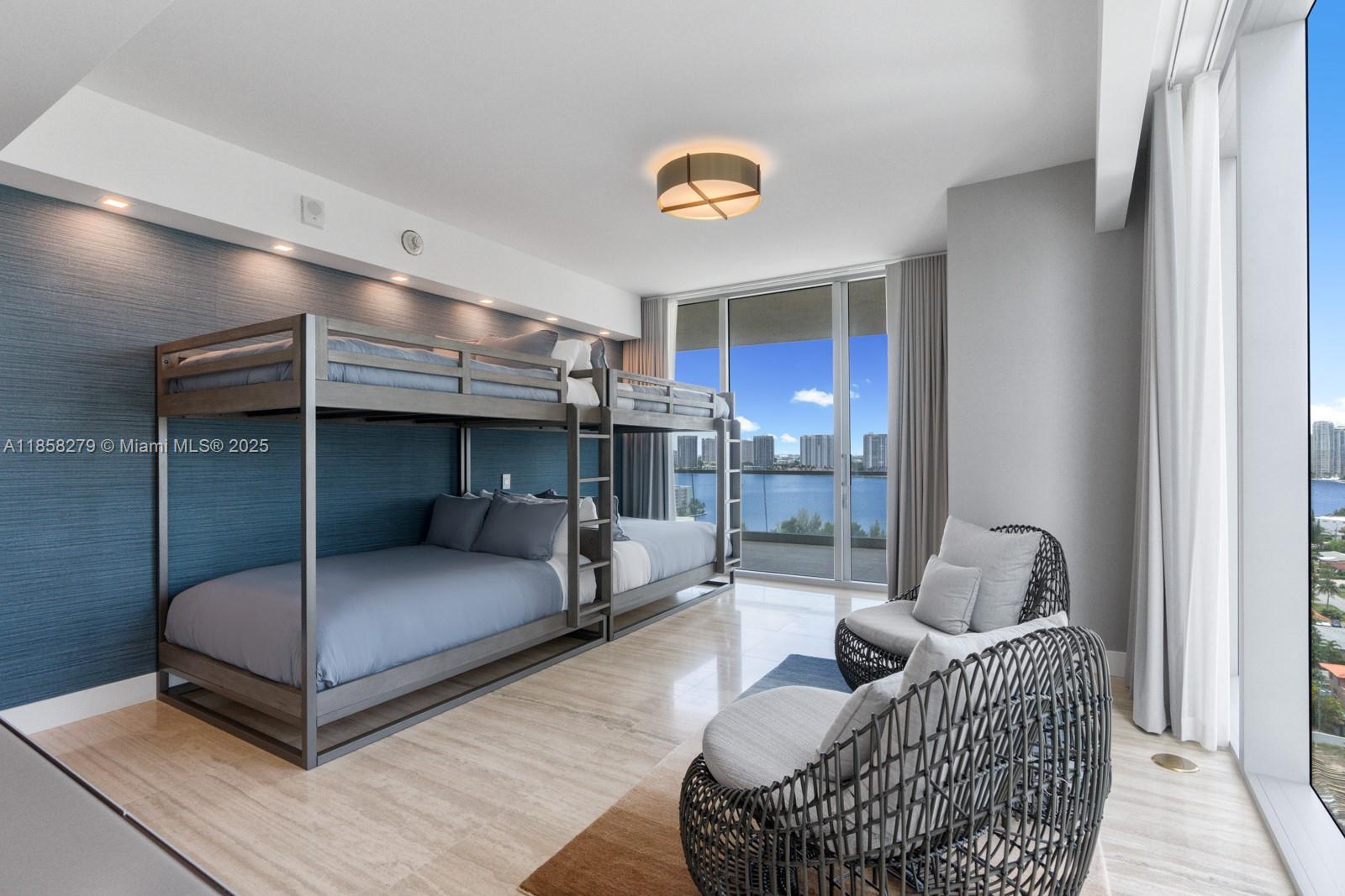 image Turnberry Ocean Club23