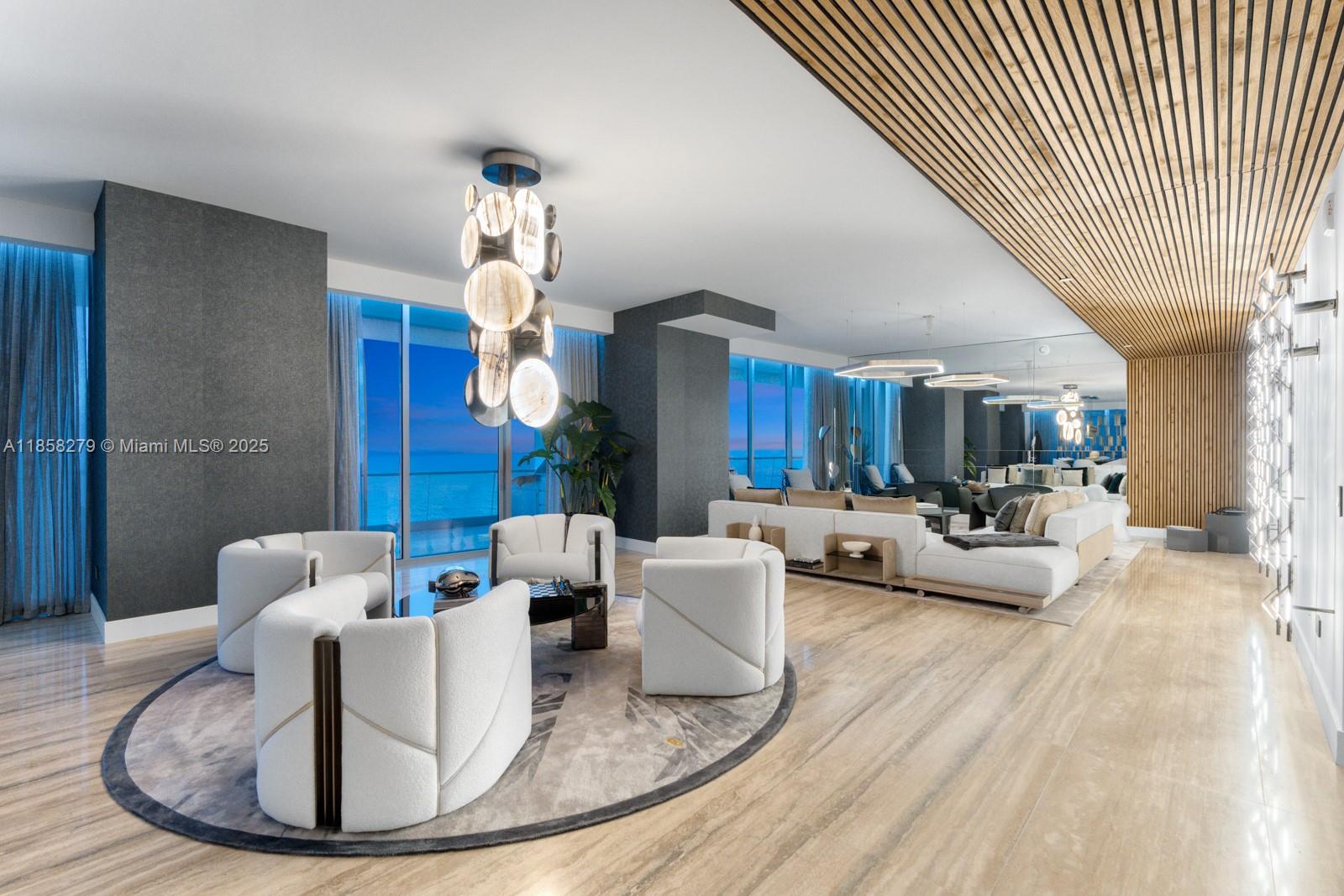 image Turnberry Ocean Club35