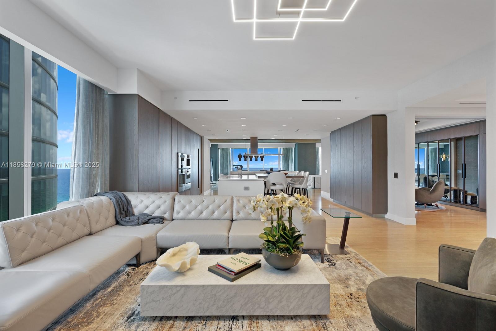 image Turnberry Ocean Club6