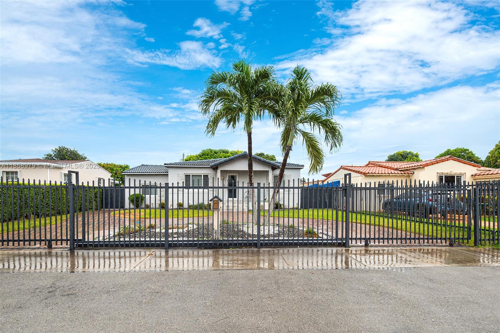 941 NW 40th Ave