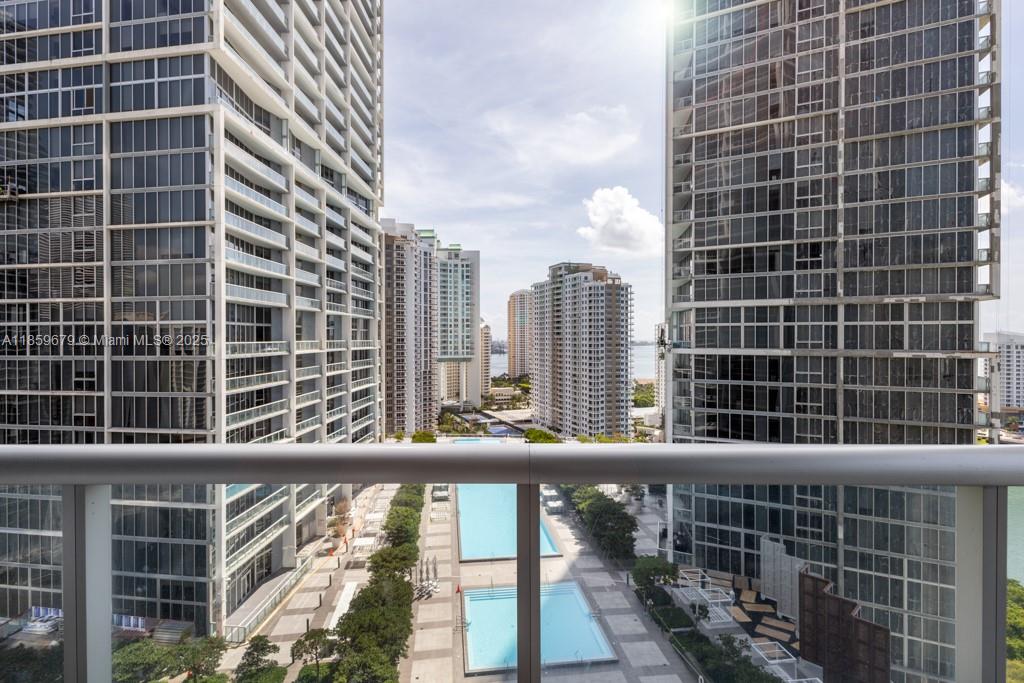 image Icon Brickell Condominium24