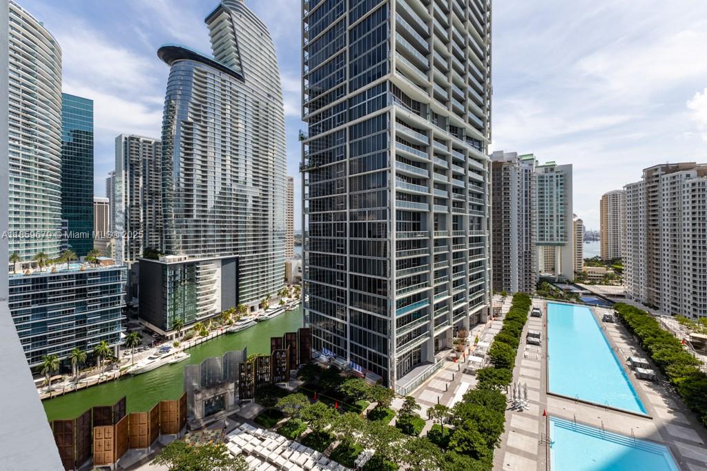 image Icon Brickell Condominium26