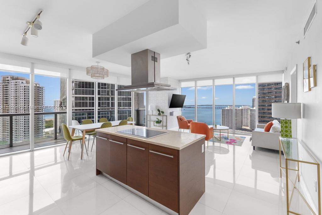 image Icon Brickell Condominium3