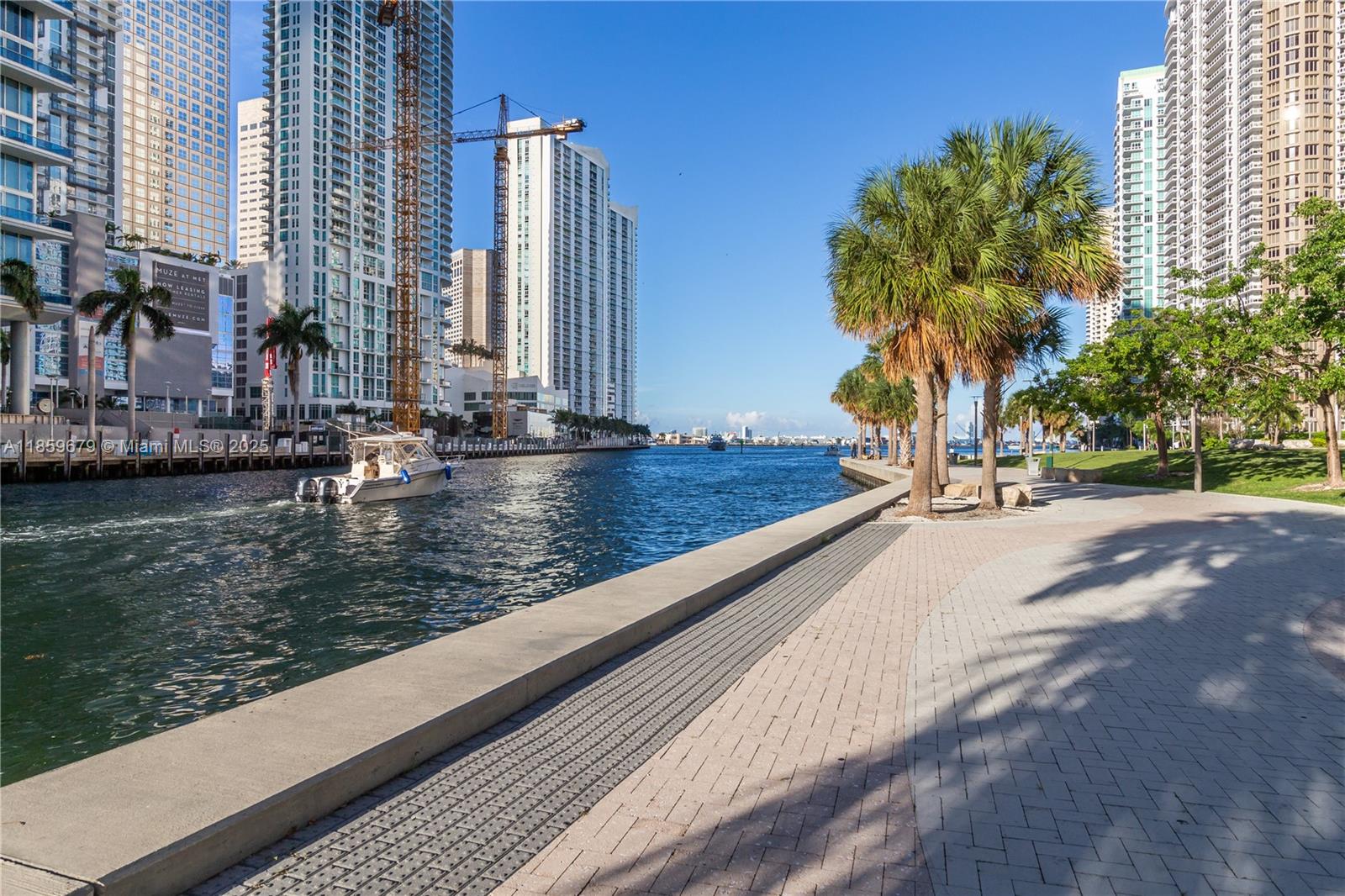 image Icon Brickell Condominium55