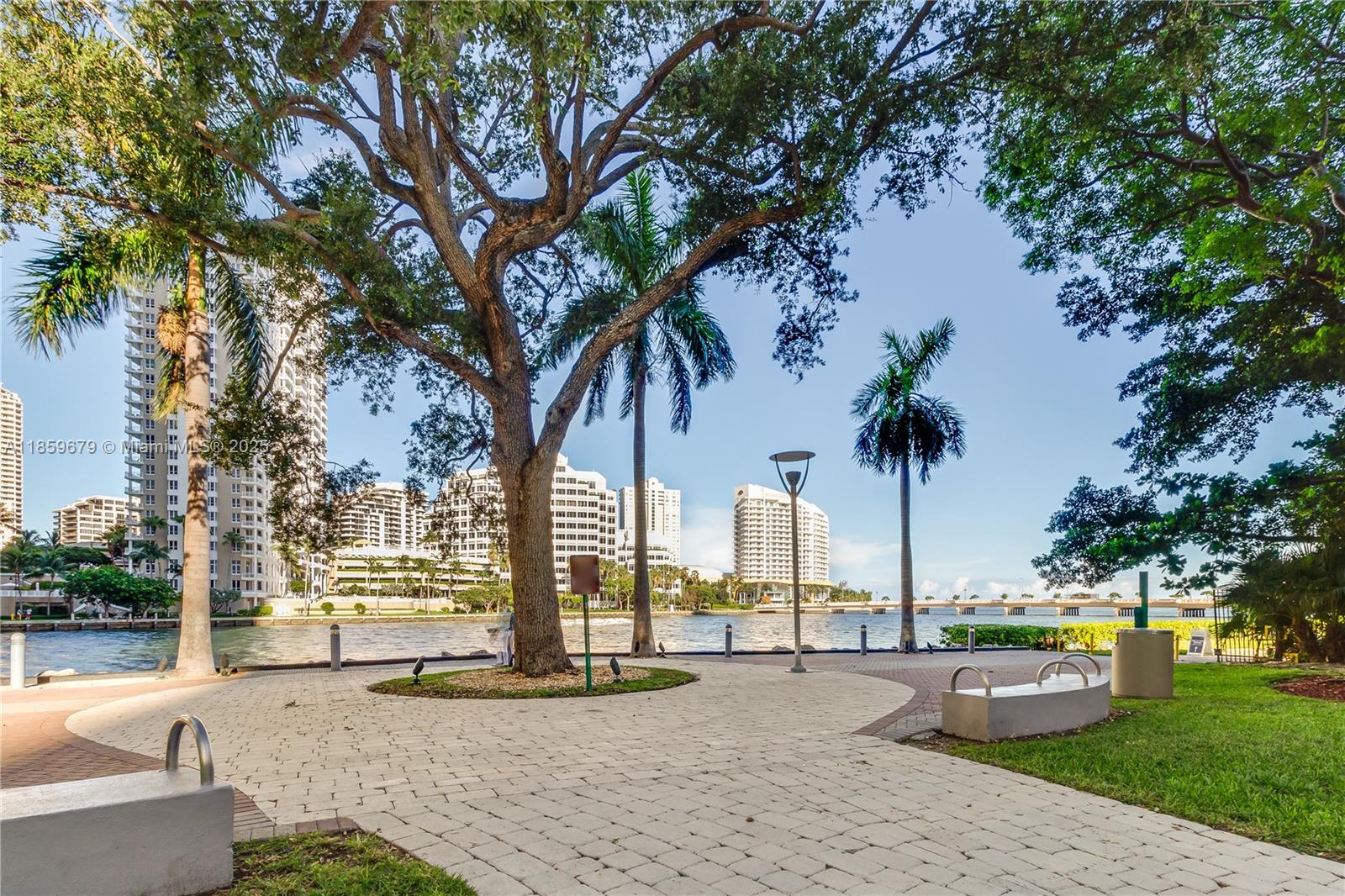 image Icon Brickell Condominium57