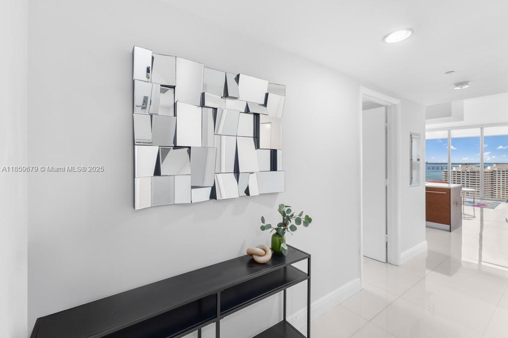 image Icon Brickell Condominium5