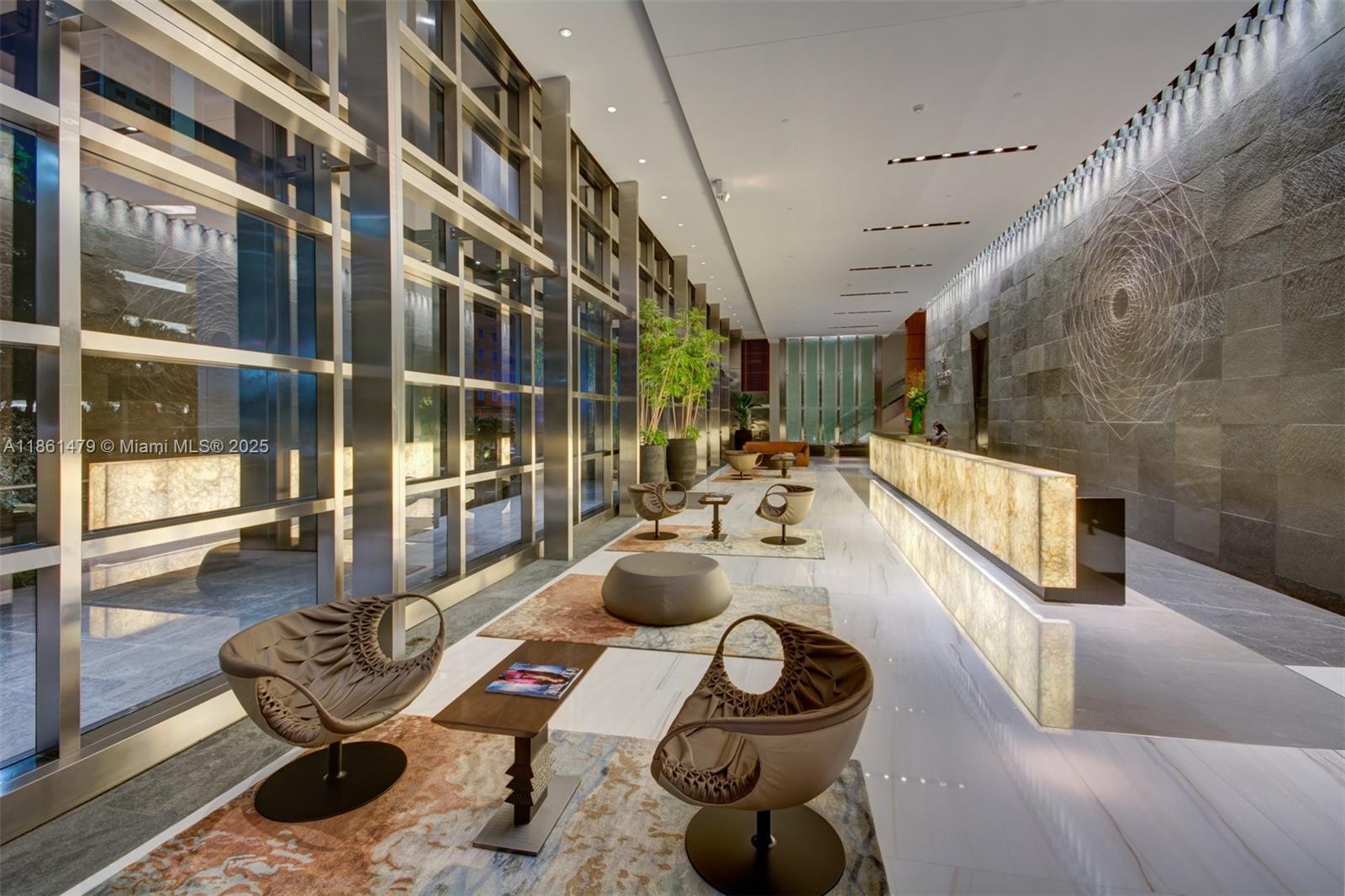 image Four Seasons Residences10