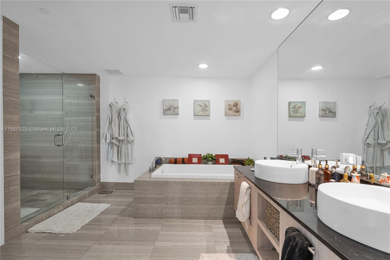 3951 S Ocean Dr #1901 Hollywood, FL 33019