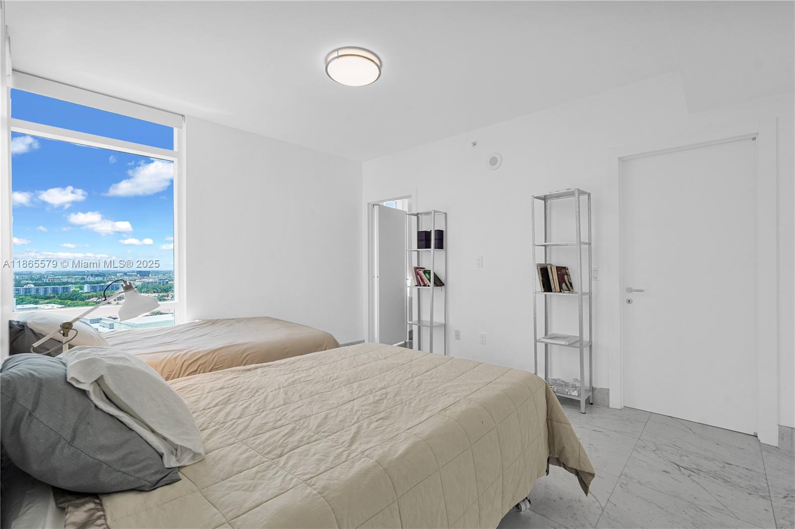 3951 S Ocean Dr #1901 Hollywood, FL 33019