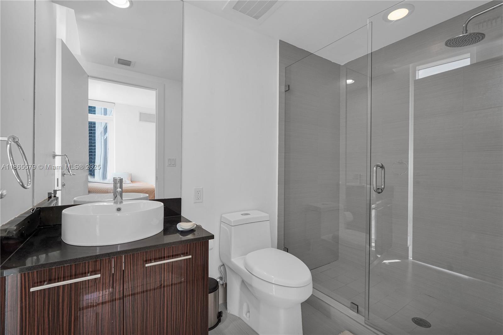 3951 S Ocean Dr #1901 Hollywood, FL 33019