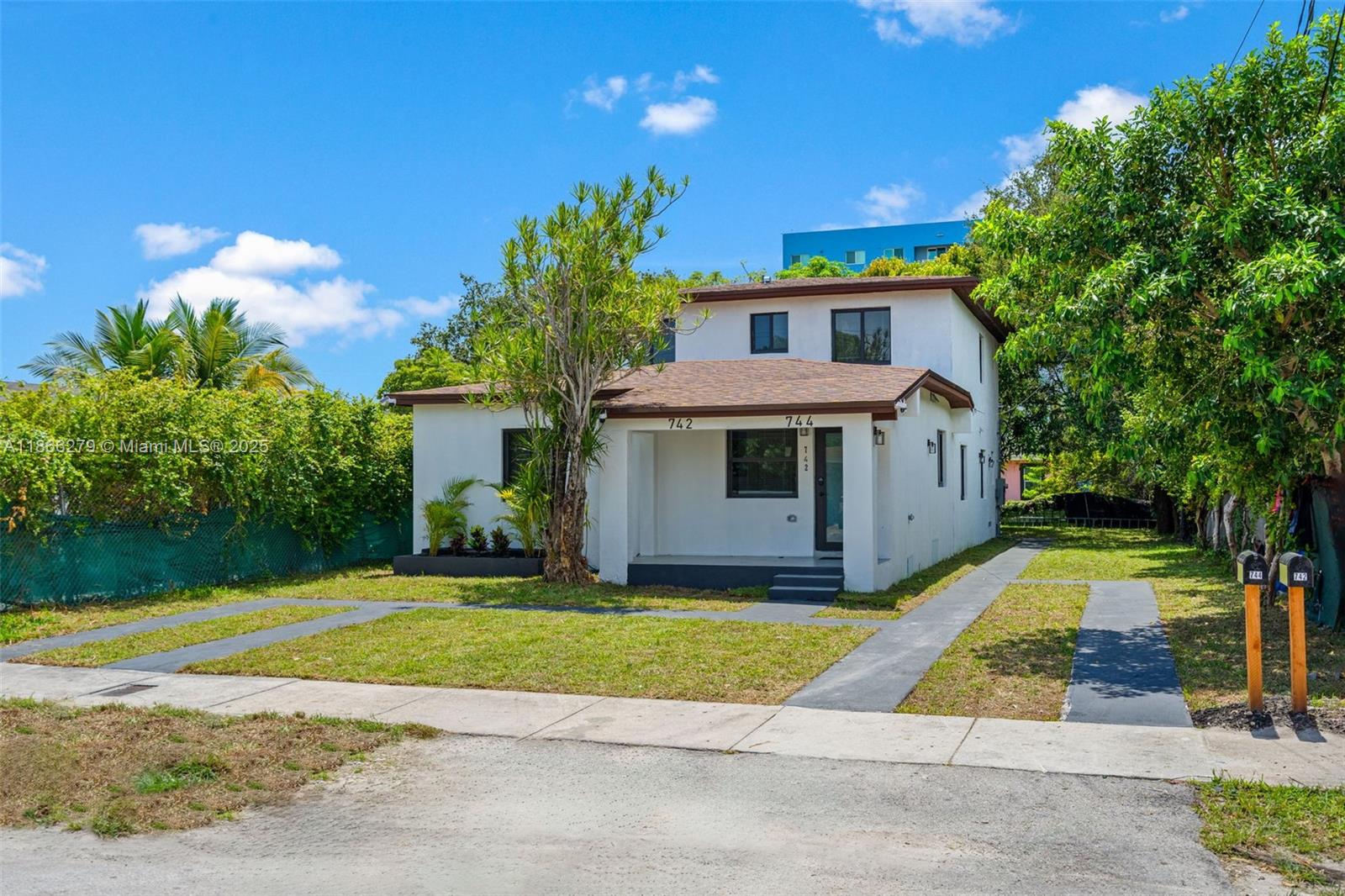 742 NW 70th St