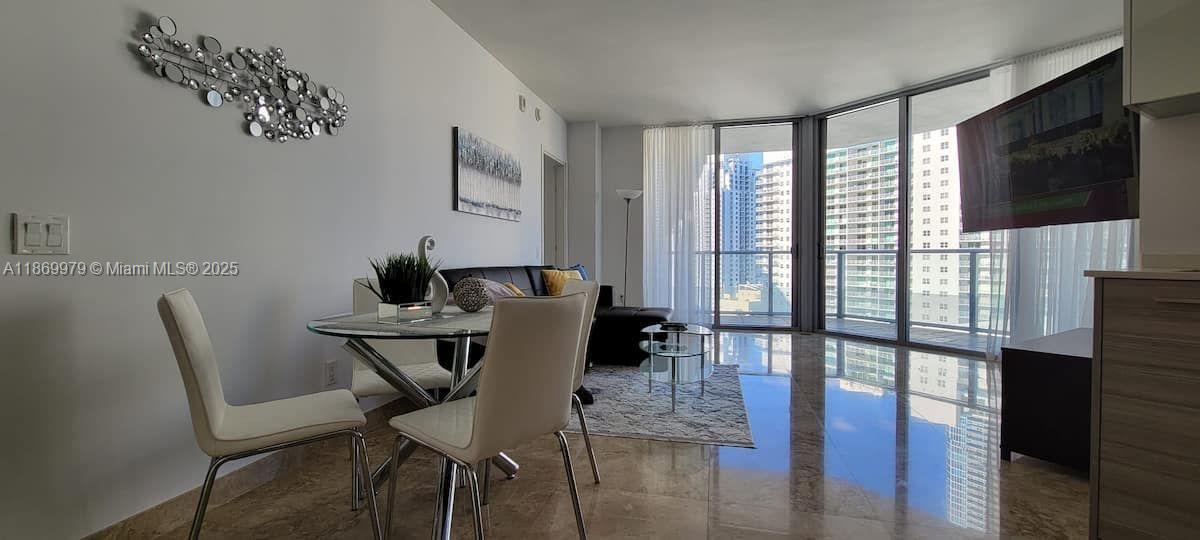 image Brickellhouse Condo3