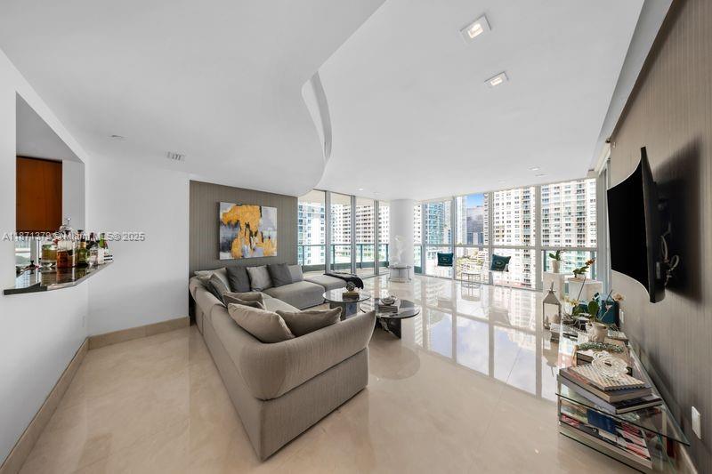 image Jade Residences17
