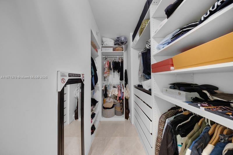 image Jade Residences39