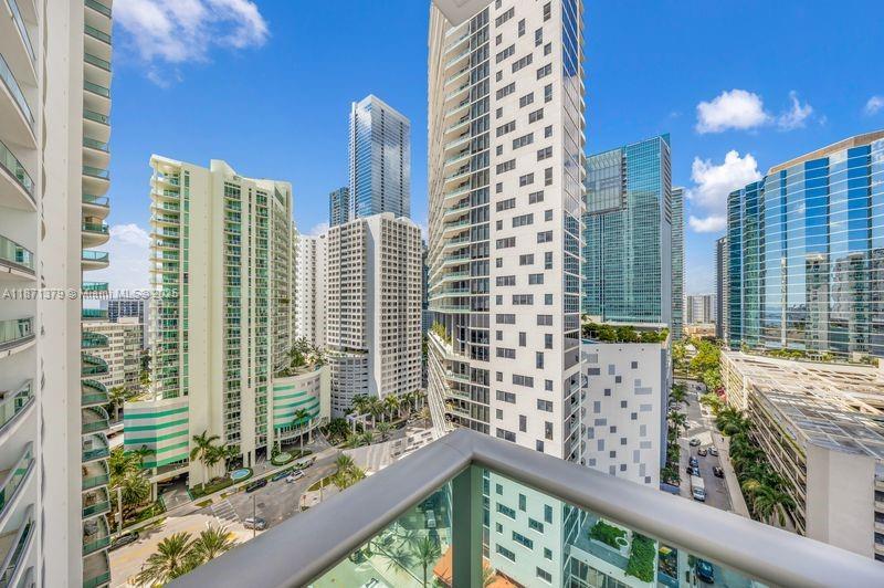 image Jade Residences40
