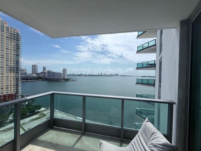 image Jade Residences5