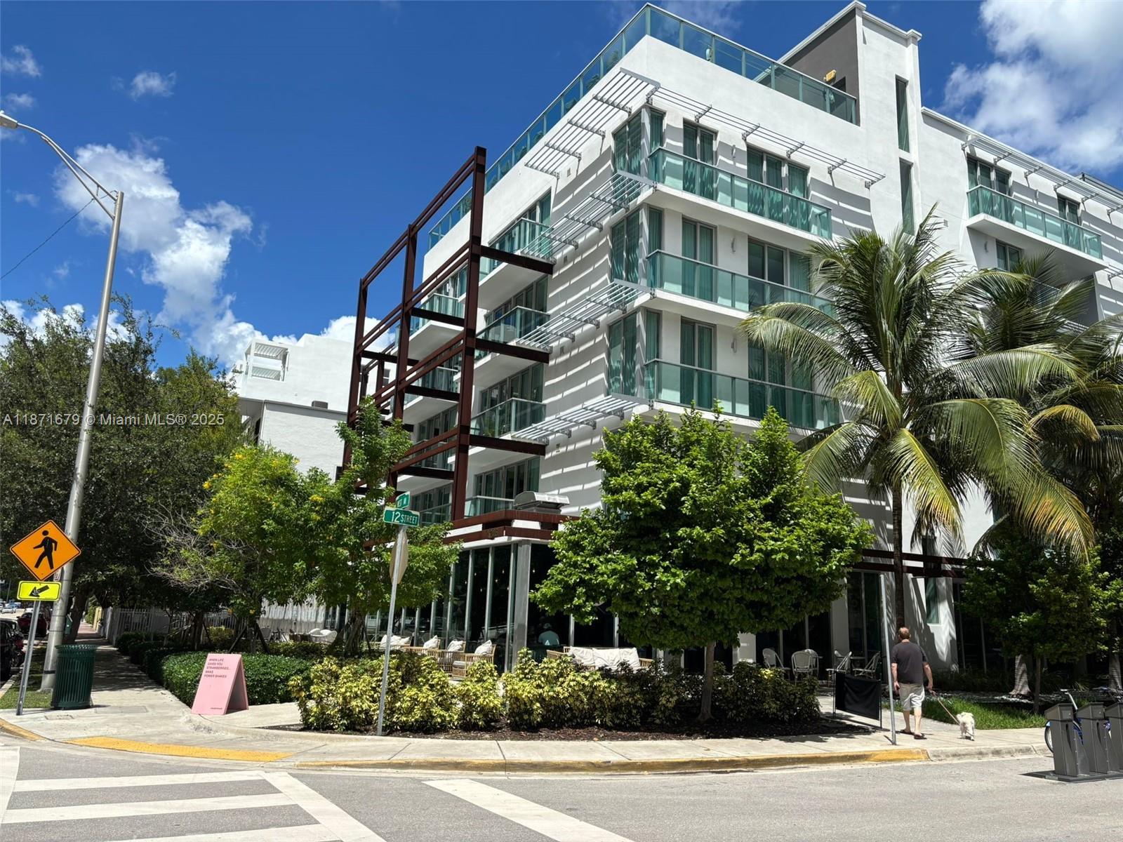 1215 West Ave #309