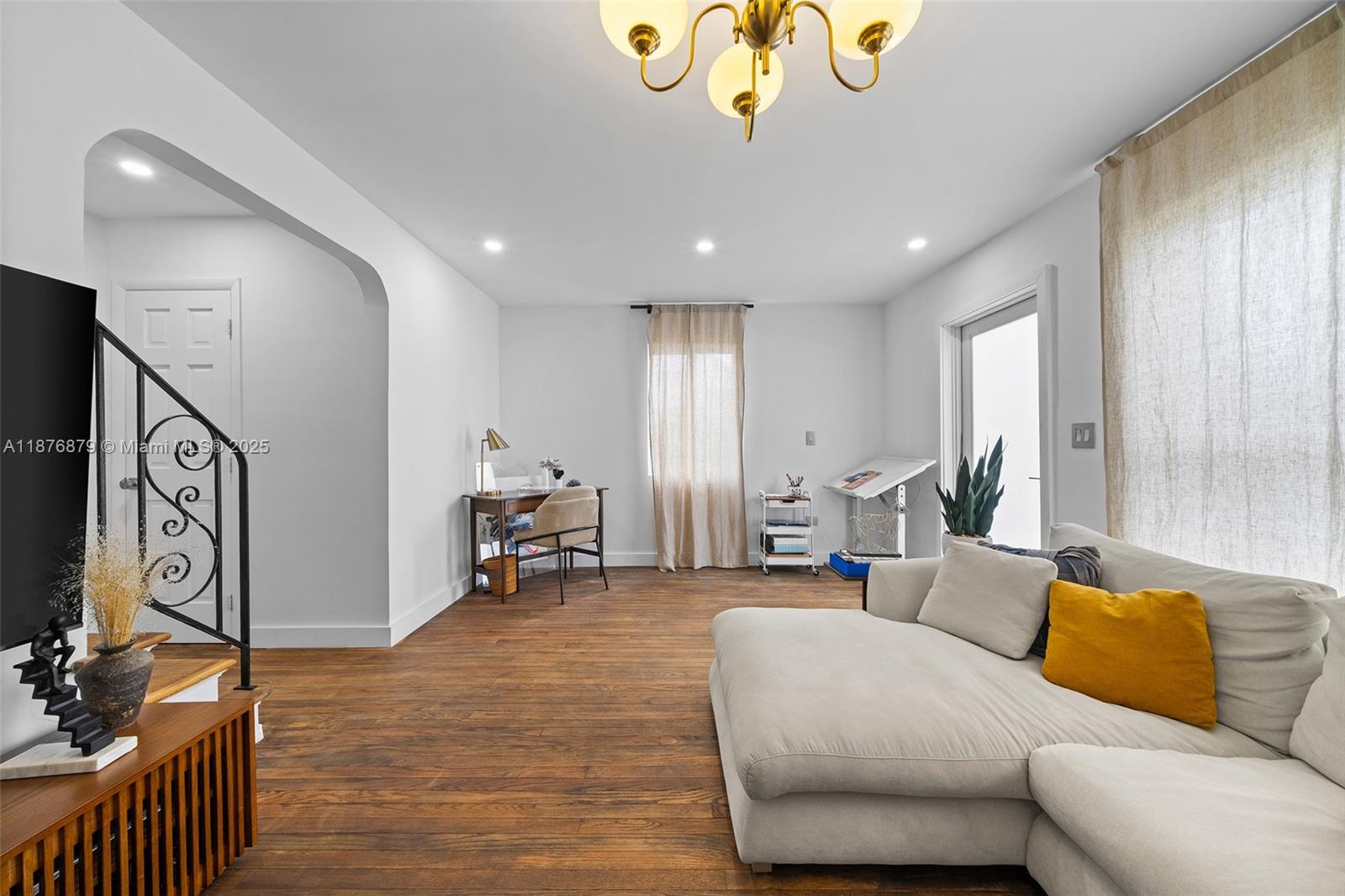 642 86th St Miami Beach, FL 33141