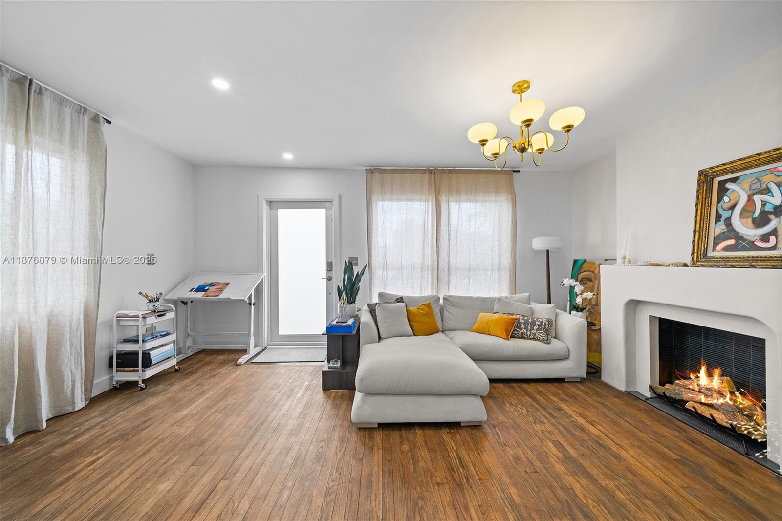 642 86th St Miami Beach, FL 33141