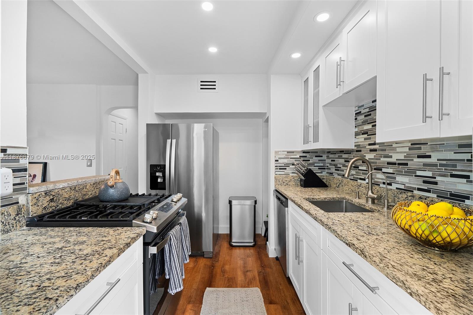 642 86th St Miami Beach, FL 33141