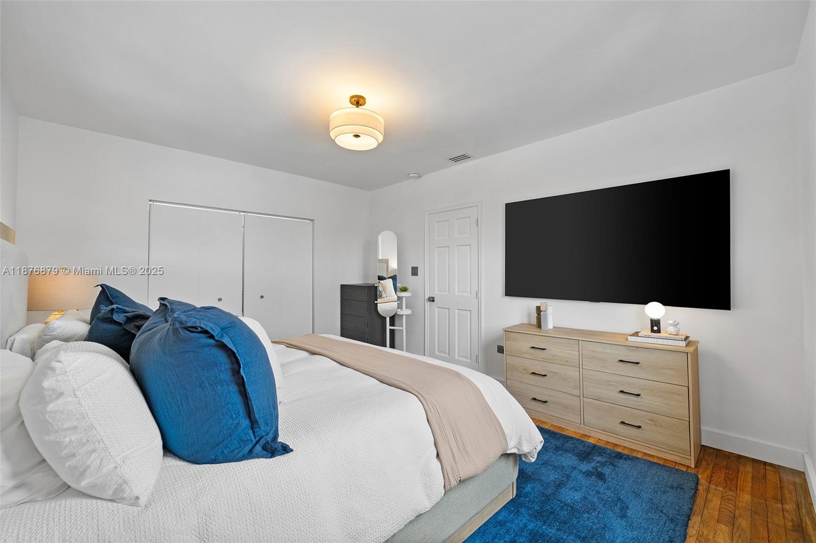 642 86th St Miami Beach, FL 33141