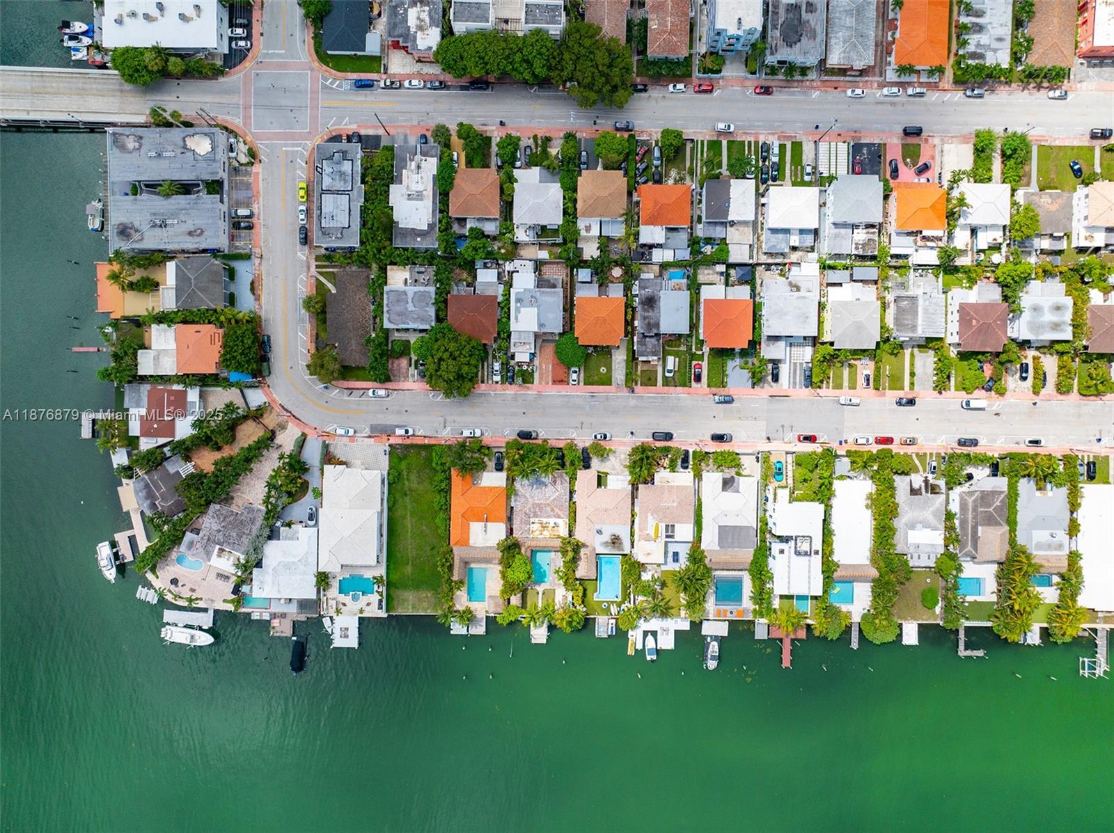 642 86th St Miami Beach, FL 33141