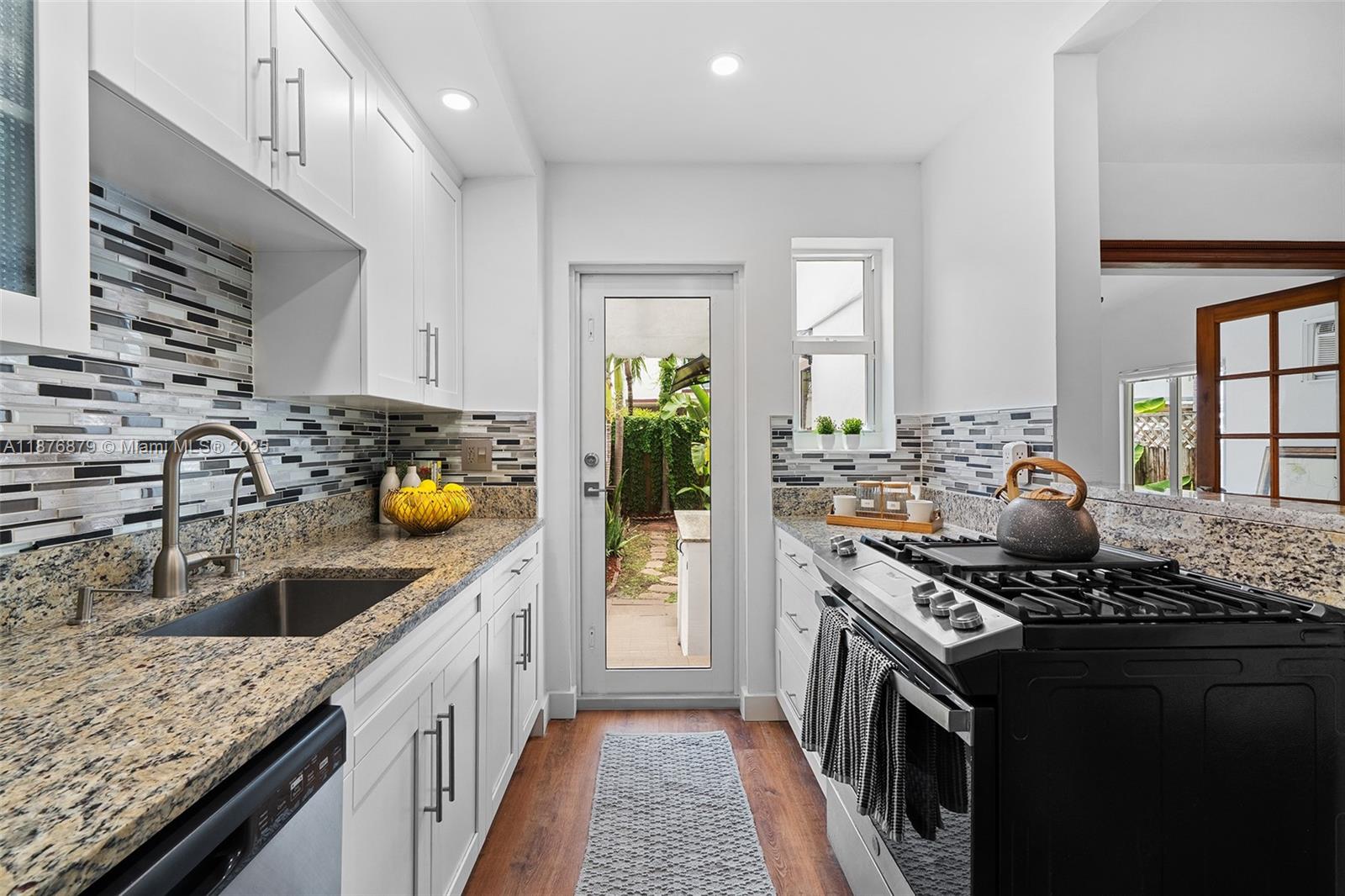 642 86th St Miami Beach, FL 33141