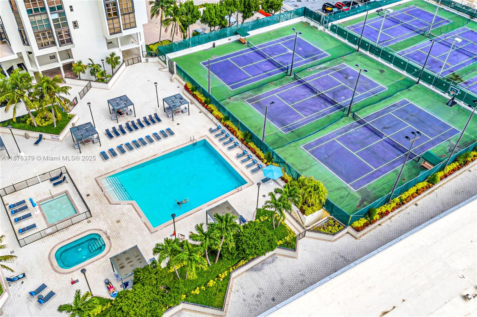 image Brickell Place32