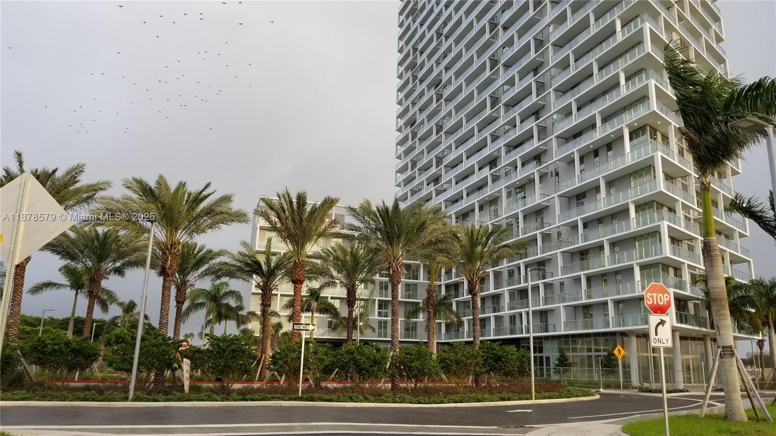 2000 Metropica Way #2406