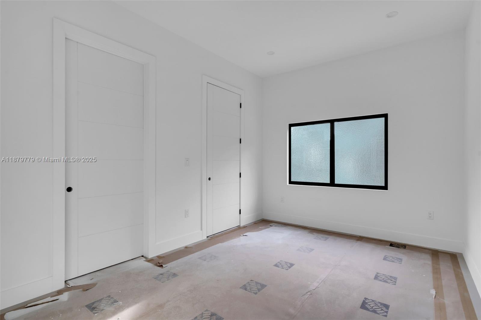 5854 SW 61st St Miami, FL 33143