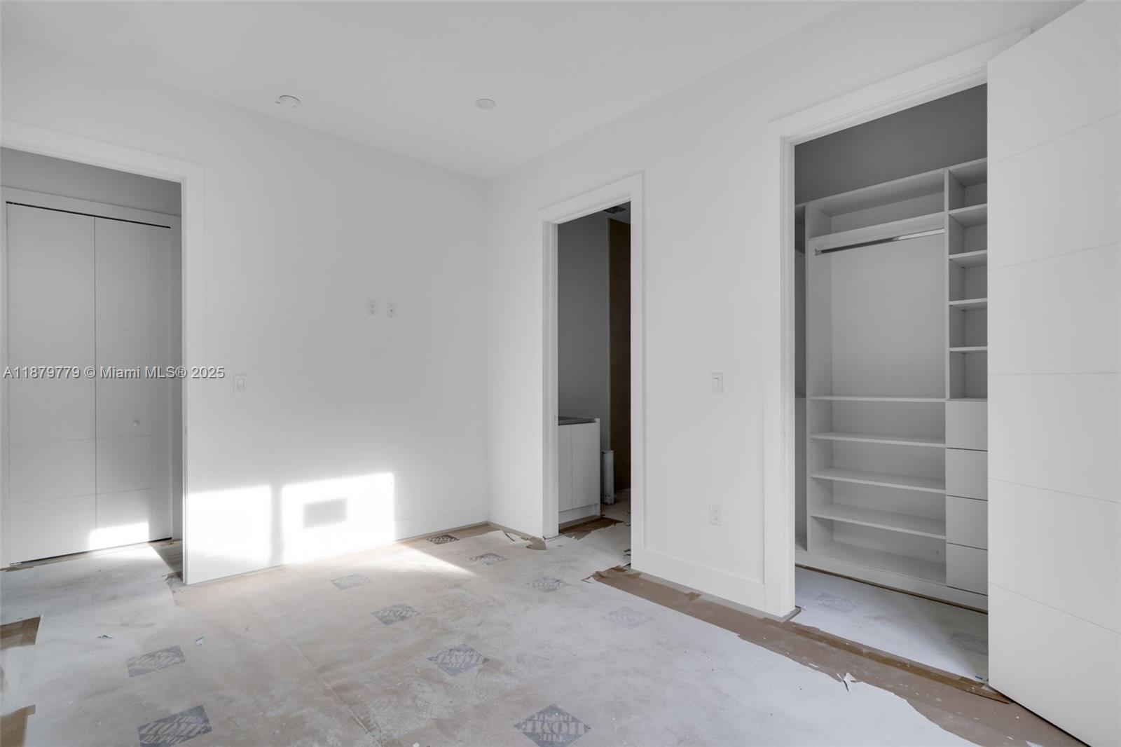 5854 SW 61st St Miami, FL 33143