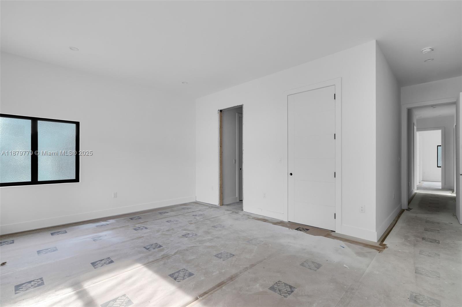 5854 SW 61st St Miami, FL 33143