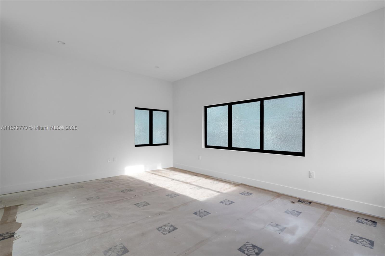 5854 SW 61st St Miami, FL 33143