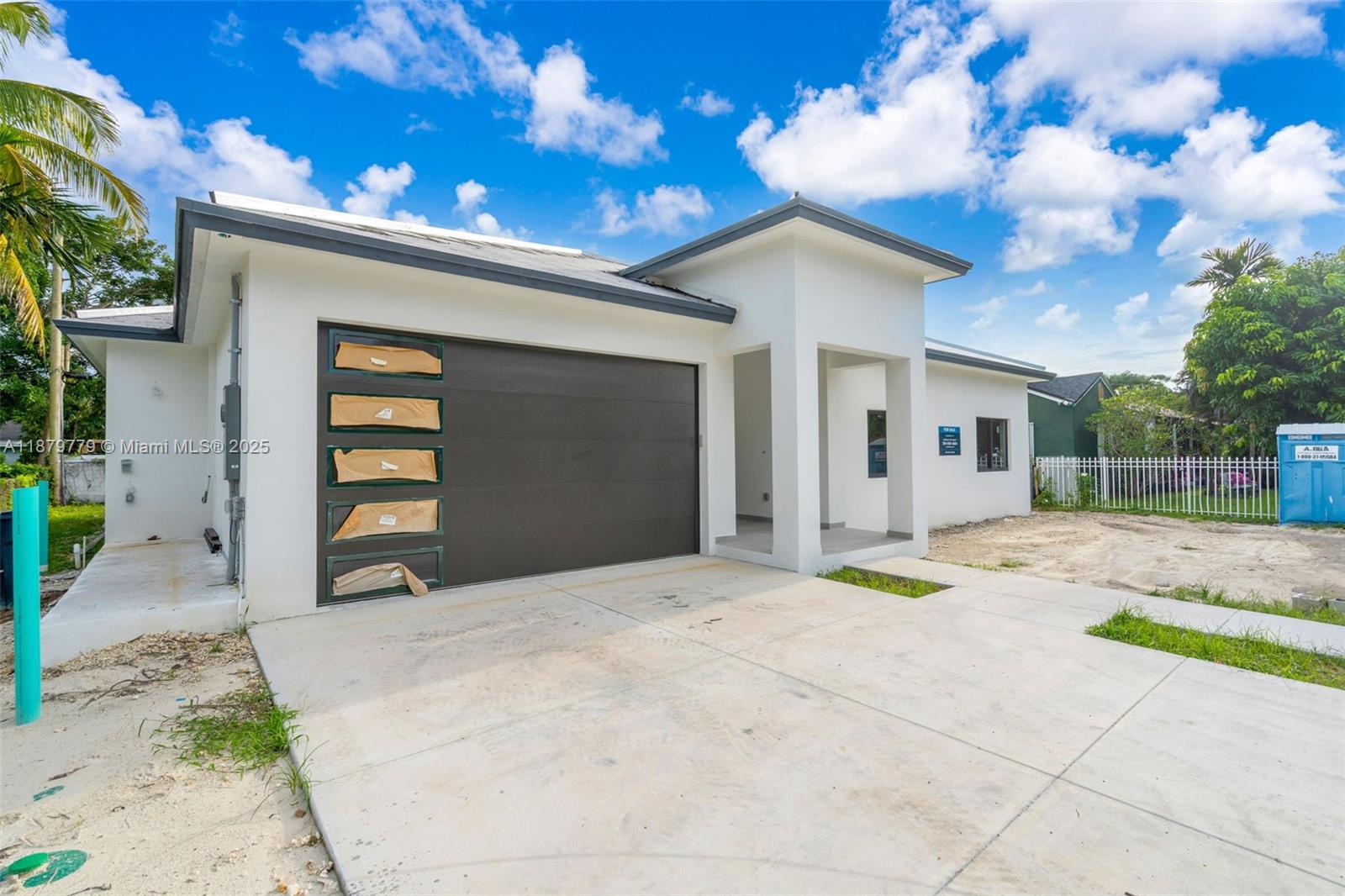 5854 SW 61st St Miami, FL 33143