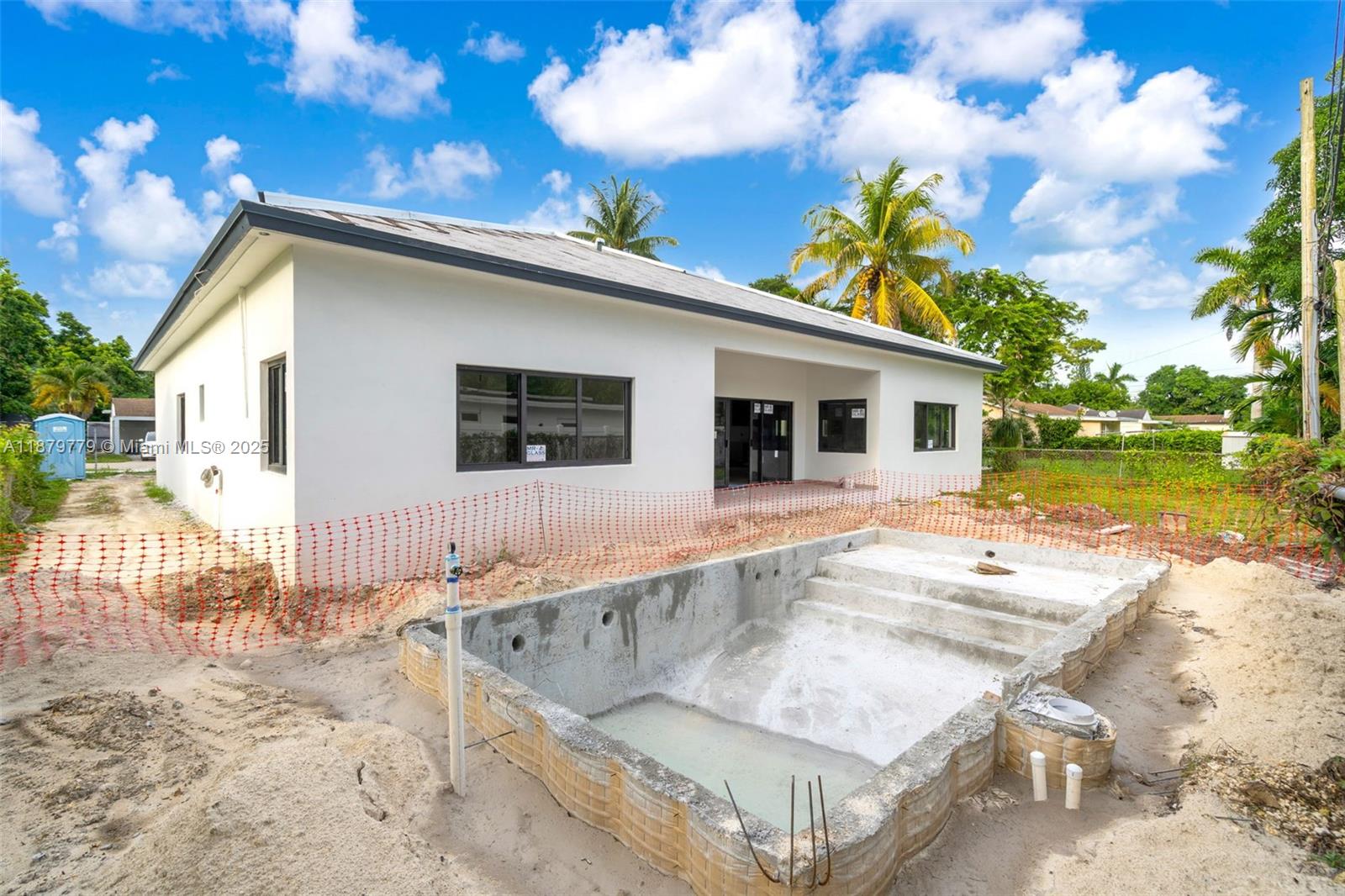 5854 SW 61st St Miami, FL 33143