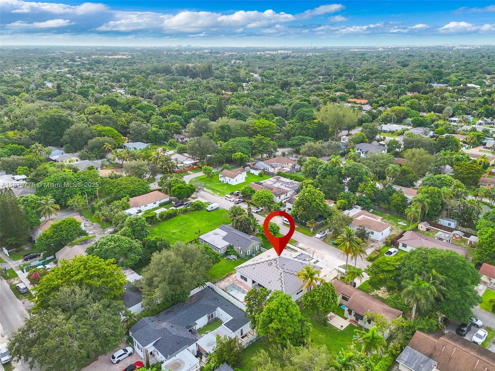 5854 SW 61st St Miami, FL 33143