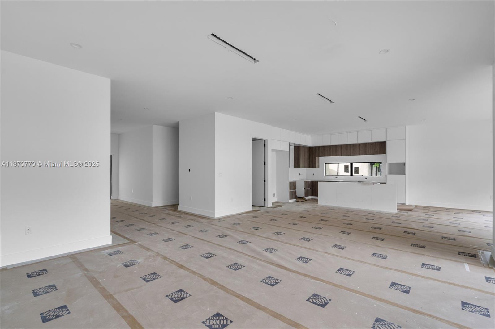 5854 SW 61st St Miami, FL 33143