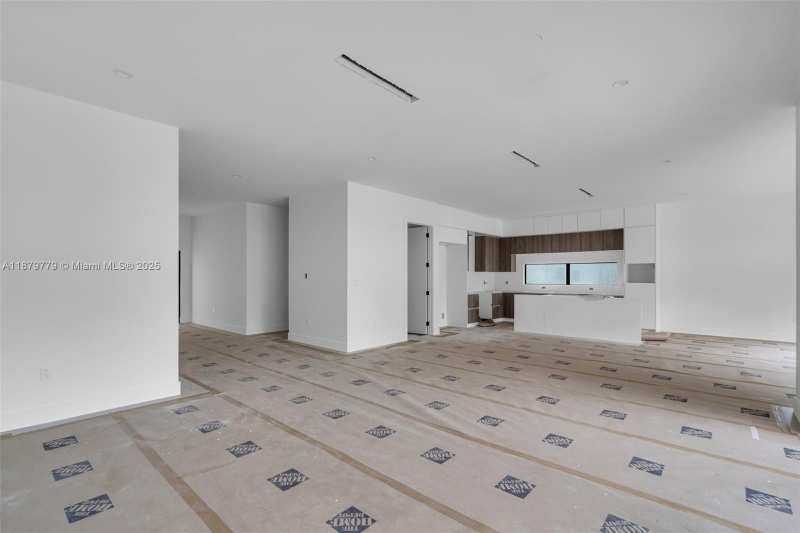 5854 SW 61st St Miami, FL 33143