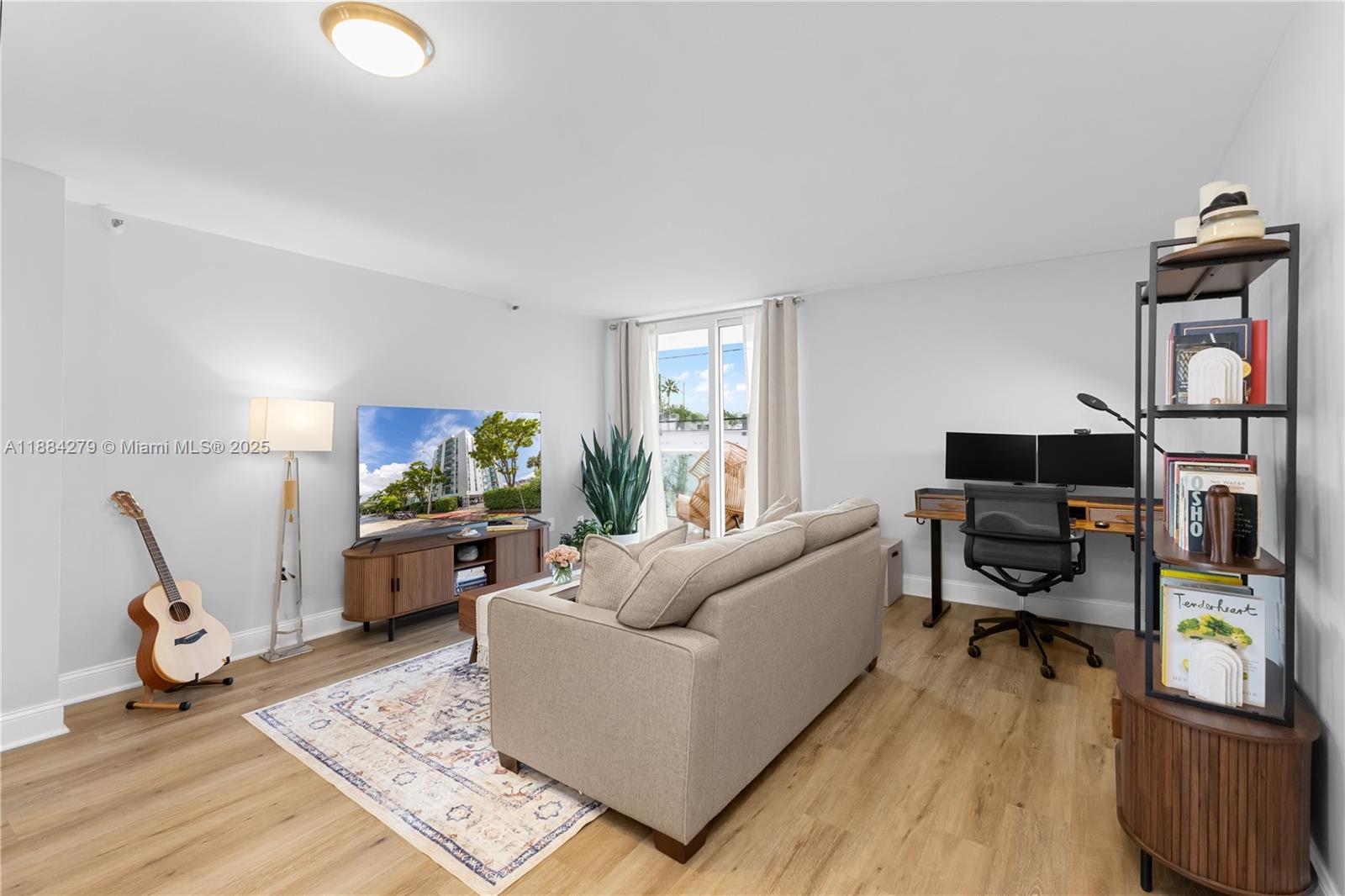 image MIRADOR 1035 CONDO6