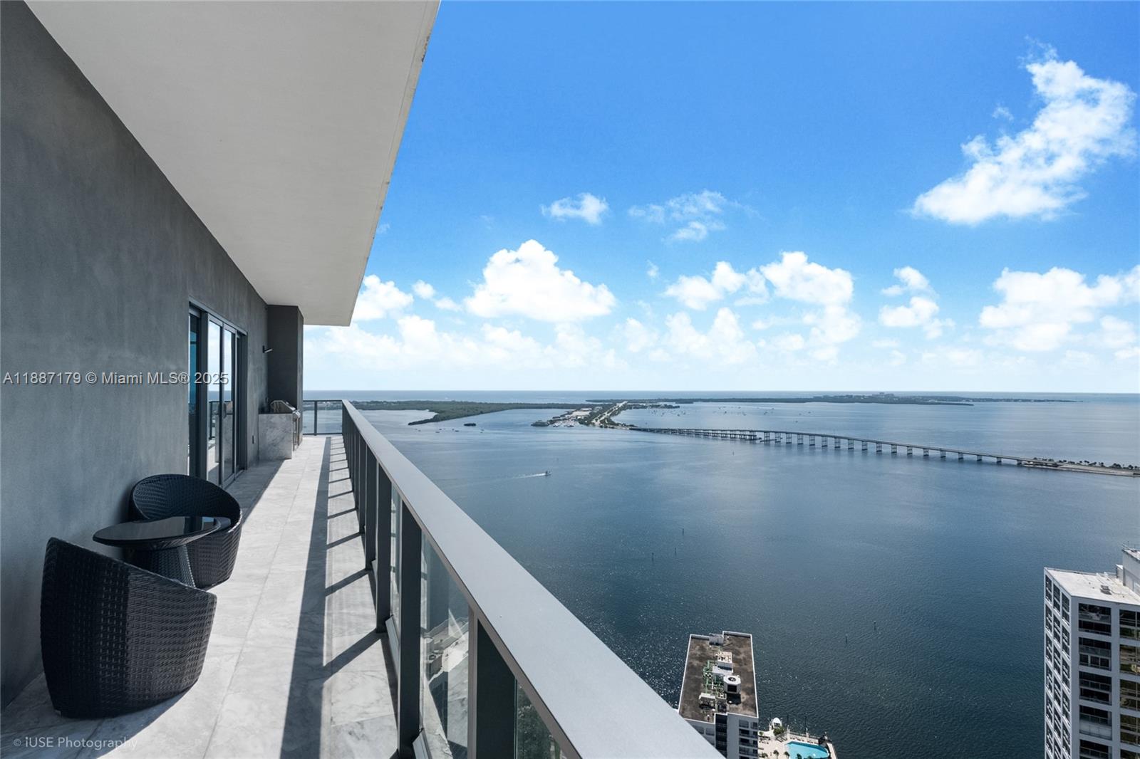 image Echo Brickell7
