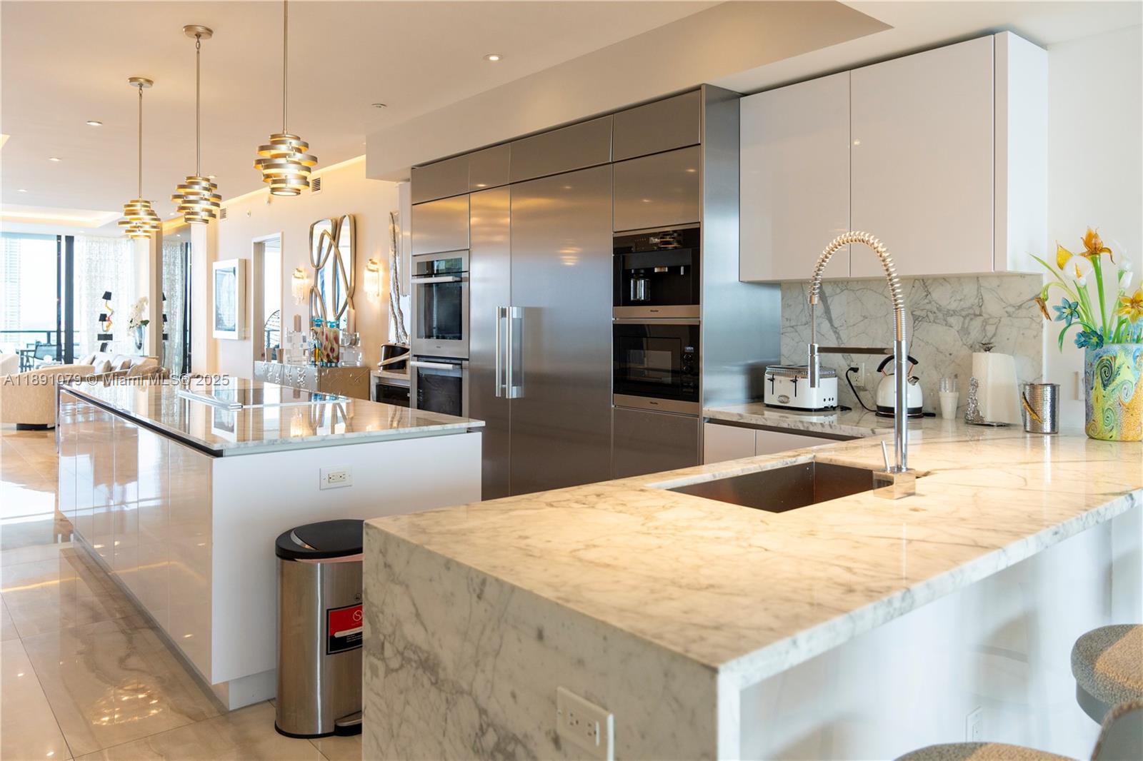 image Prive Island13