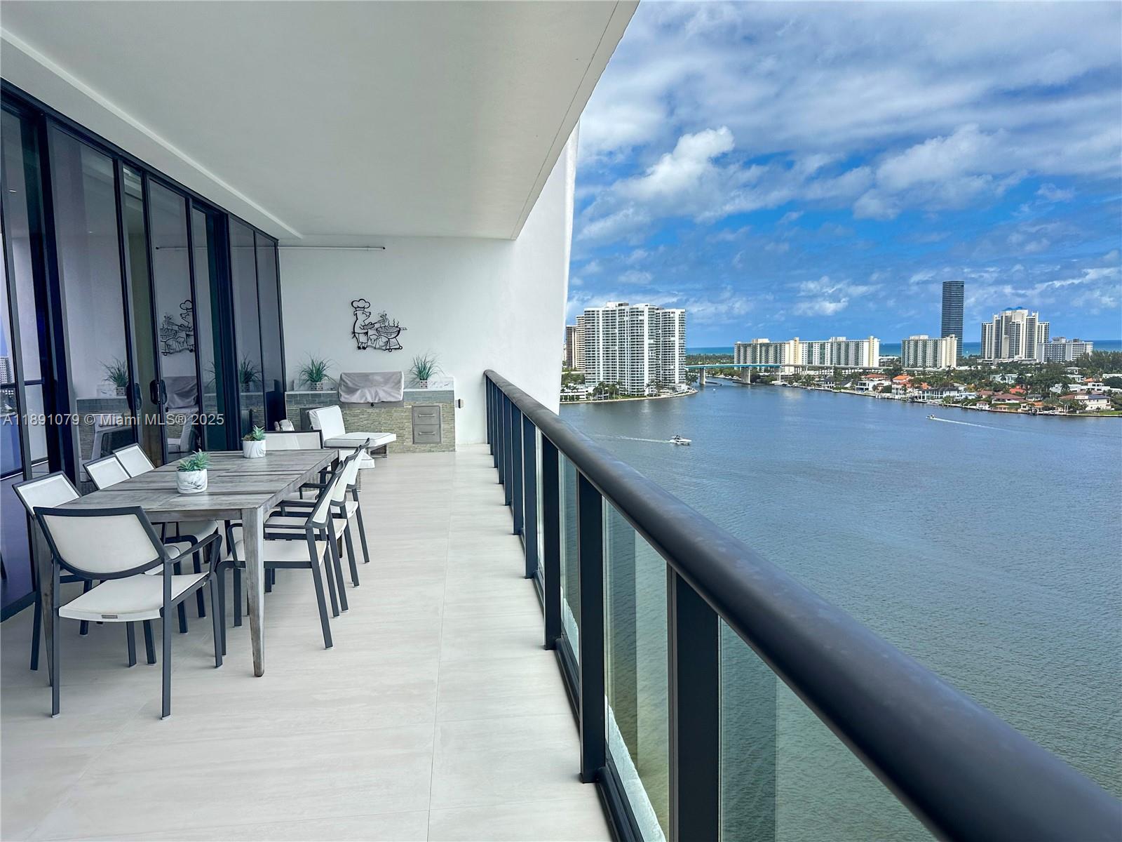 image Prive Island21