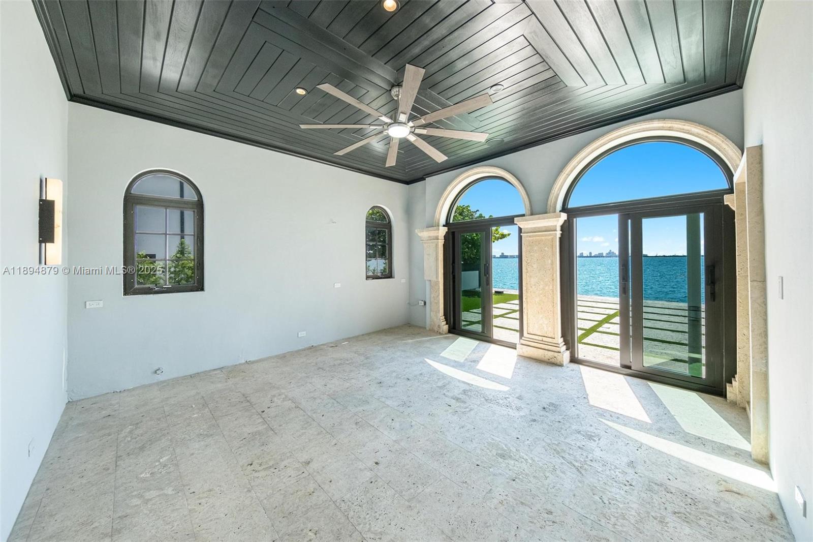 1331 Bay Ter North Bay Village, FL 33141